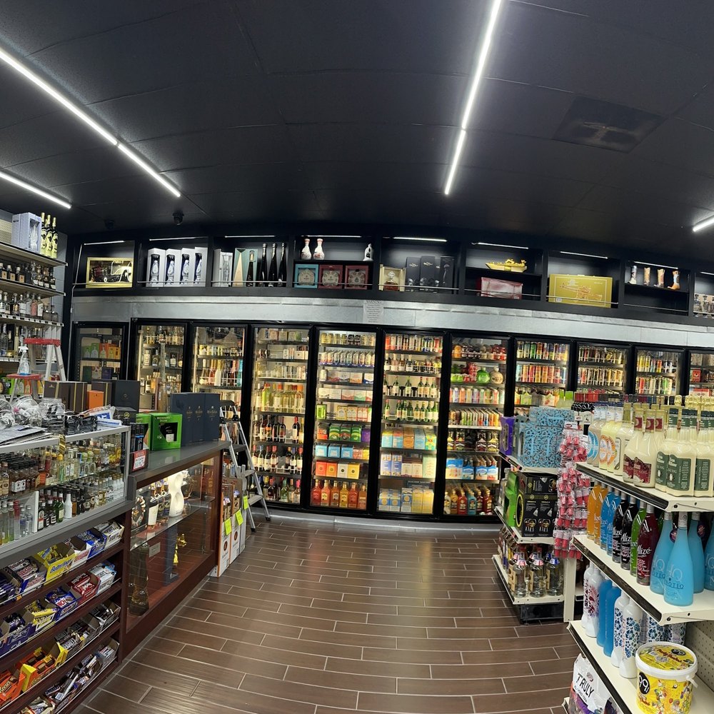 Johny Liquor business photo