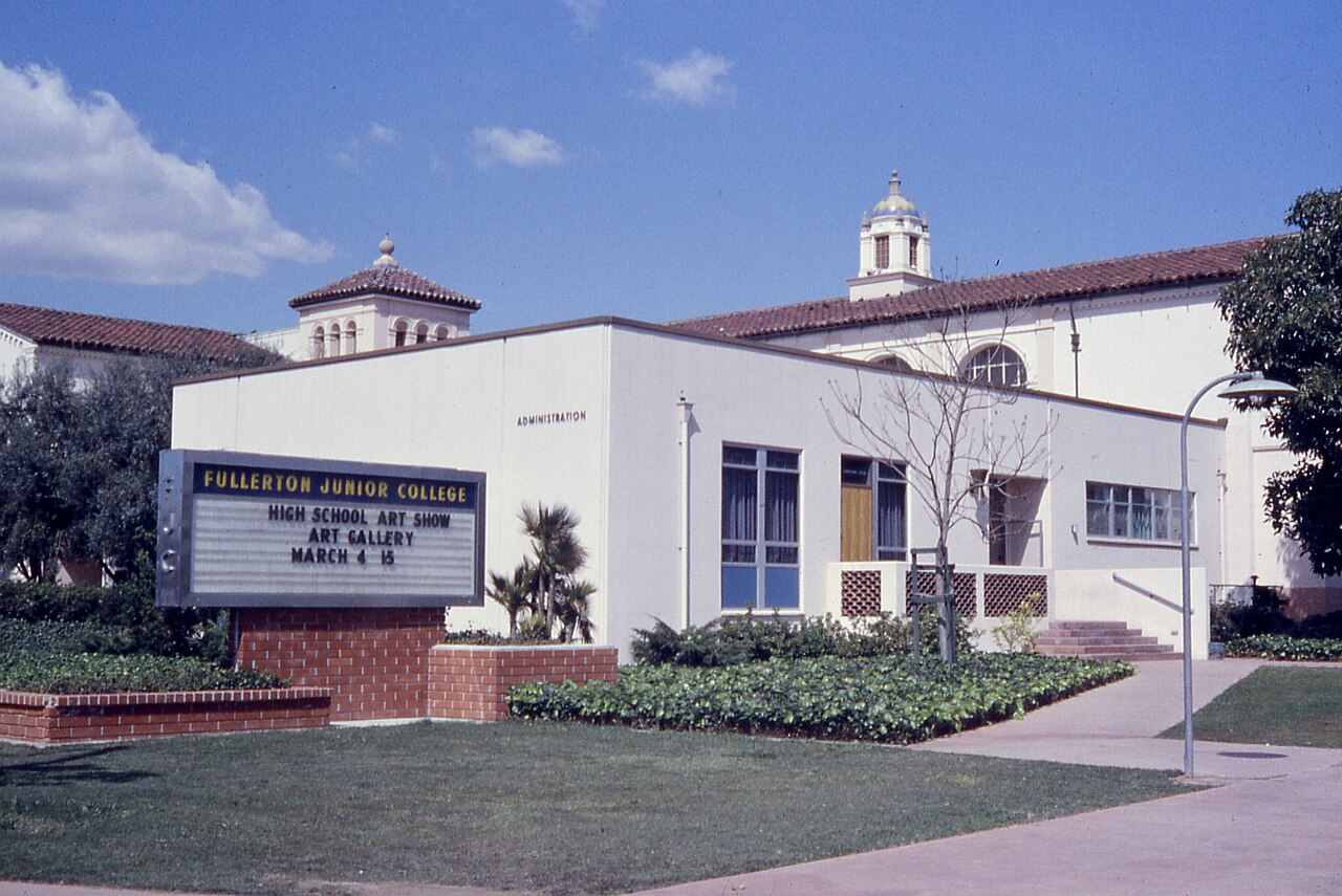 6304 Fullerton JrCollege, Fullerton College