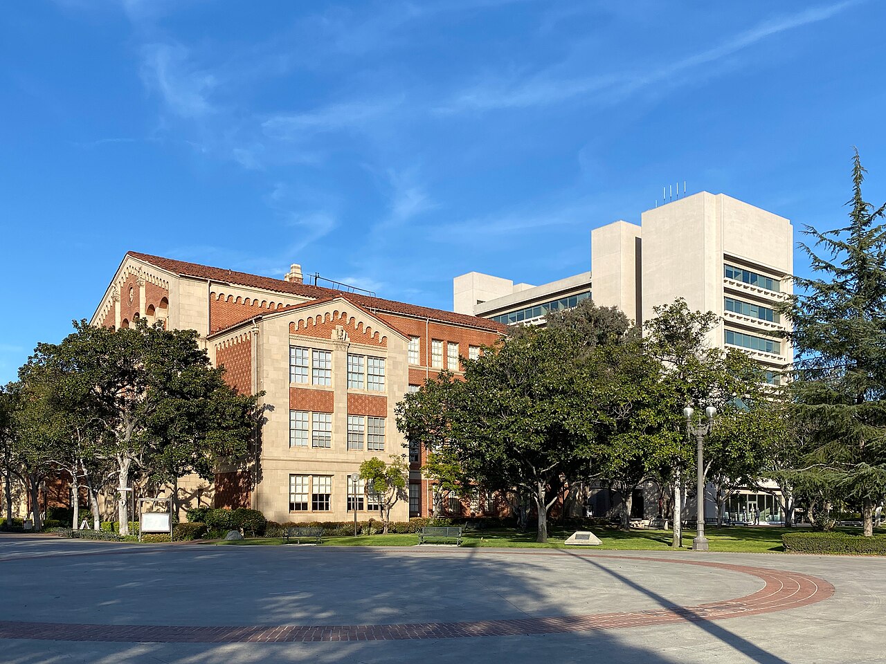 Bridge and Hoffman Hall at USC, University of Southern California